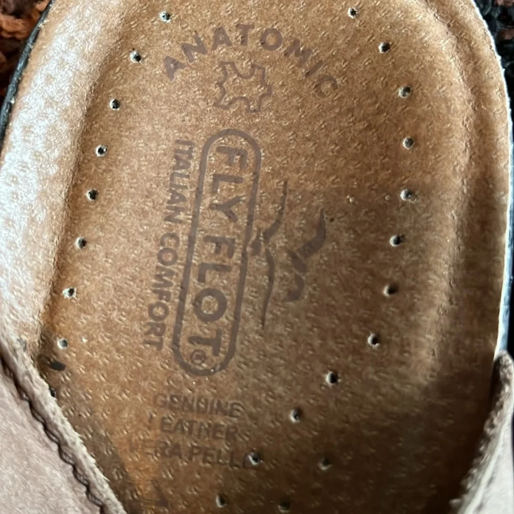 Fly Flot Sandals with Buckles - Brown - Picture 3 of 5